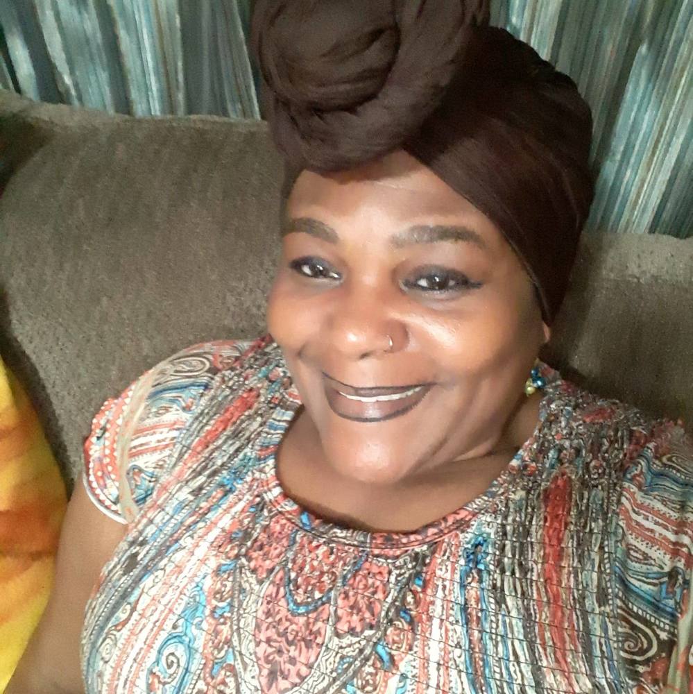 Meet your Posher, Diana